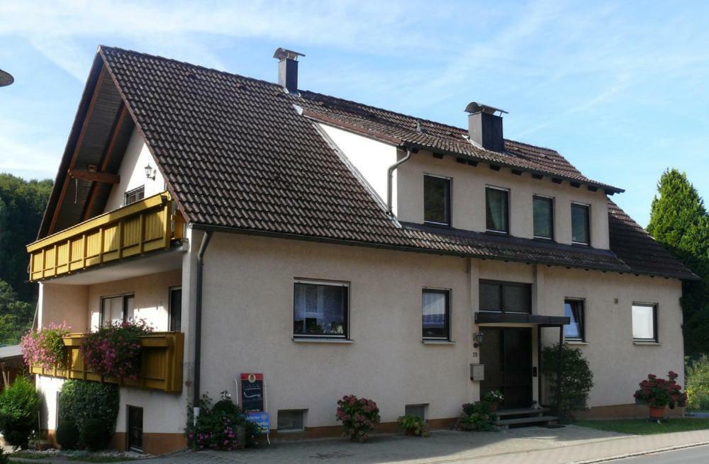 "Kaiser'S" Ferienwohnung Mit Balkon Und Garten Offenhausen Buitenkant foto